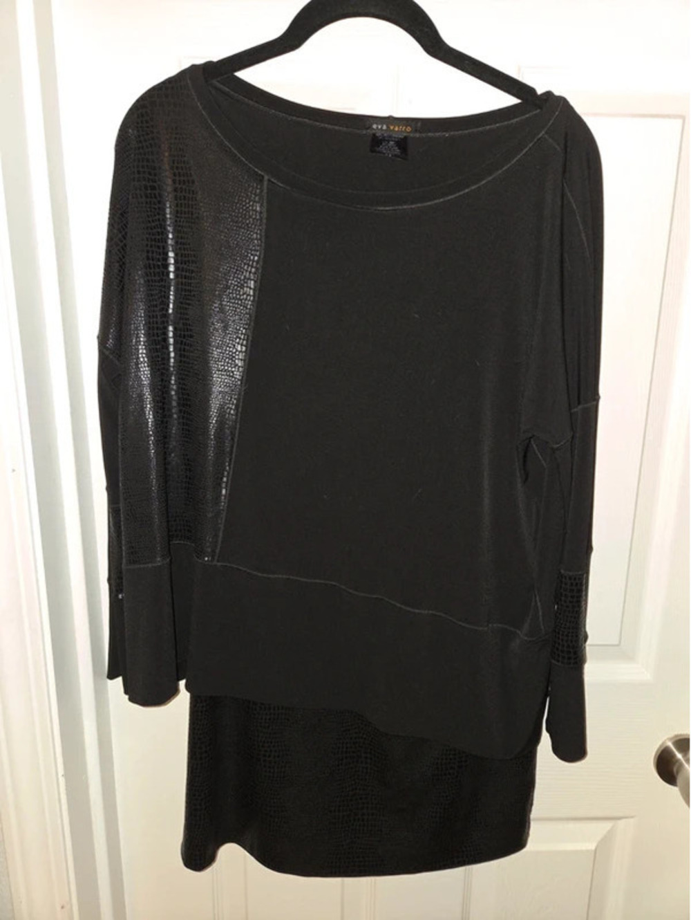 Long sleeved tunic top